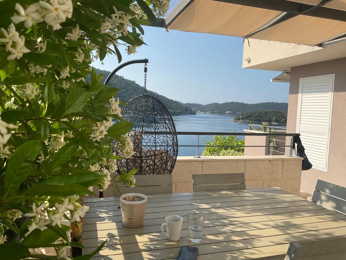 Villa Iva Lastovo Uble Exterior photo